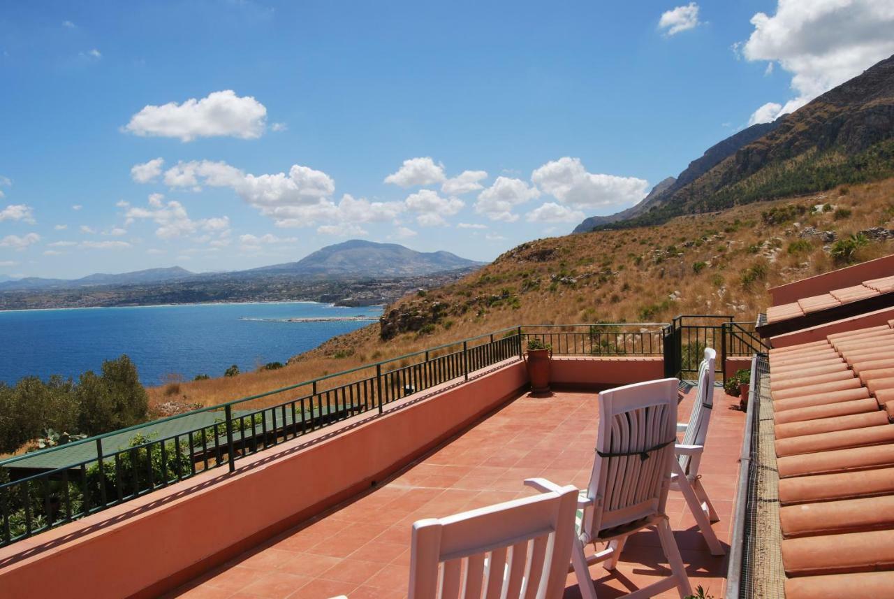 Casa Vacanze La Terrazza Sul Golfo Castellammare del Golfo Exterior photo