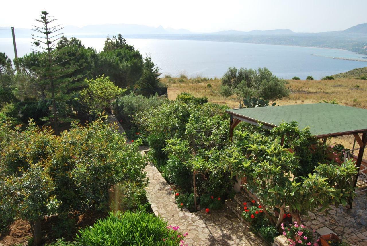 Casa Vacanze La Terrazza Sul Golfo Castellammare del Golfo Exterior photo